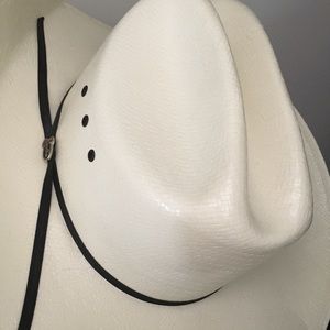 Justin Boots cowboy hat